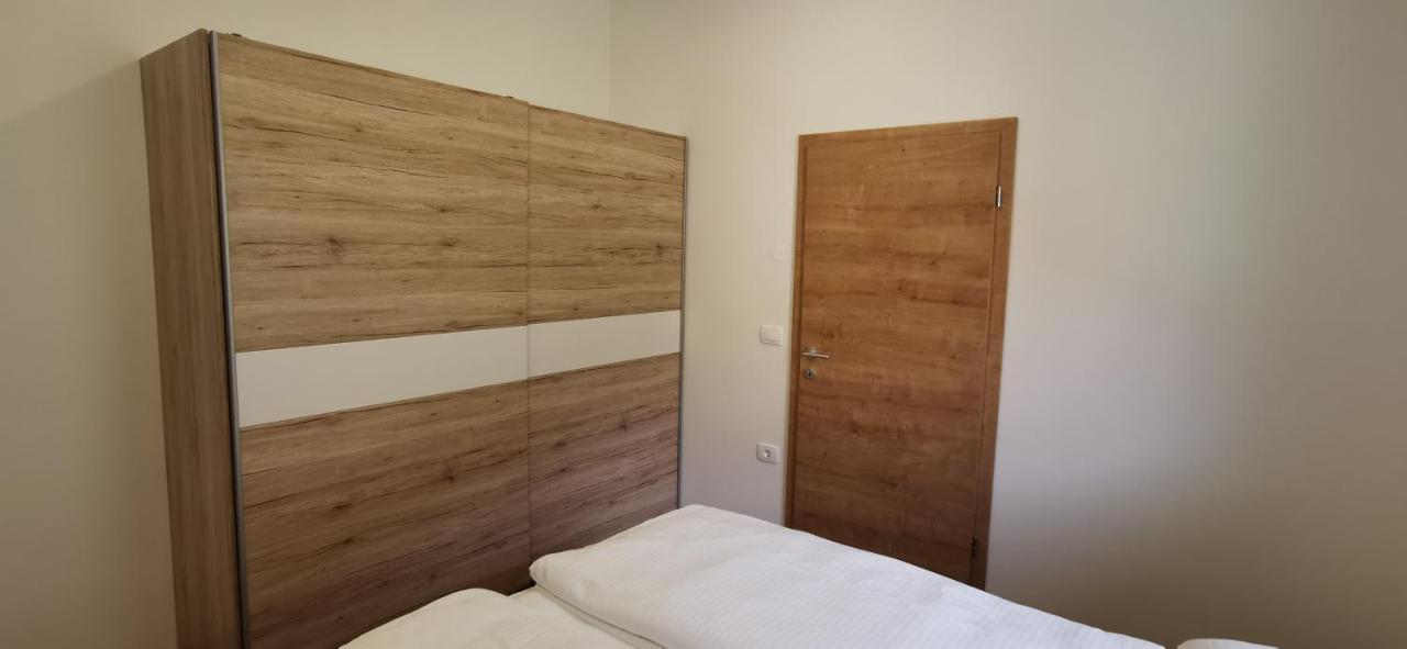 Apartmaji Tmaynka Tolmin Eksteriør billede
