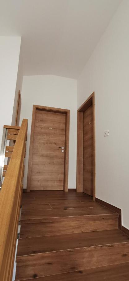 Apartmaji Tmaynka Tolmin Eksteriør billede